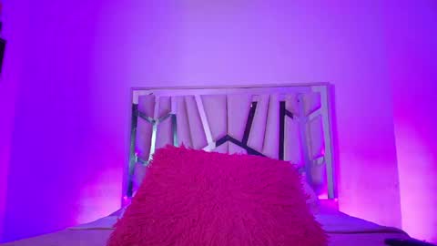    online show from 04/09/26, 06:57