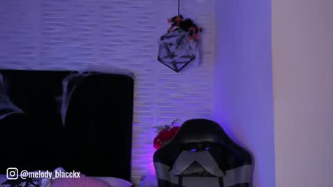 Melody online show from 10/23/25, 10:08