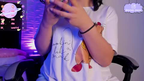 Melody online show from 11/17/25, 08:47