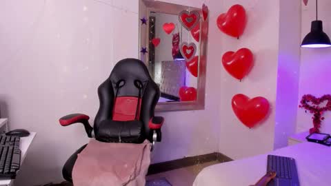 Snapshot of melody_dl chatting on 02/21/26, 07:26 melody online show from 02/21/26, 07:26