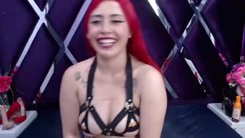 Snapshot of melody_klum chatting on 01/12/25, 06:49 Melody online show from 01/12/25, 06:49