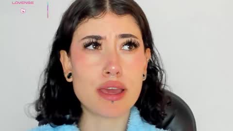 Snapshot of melody_suarez chatting on 03/07/25, 02:04 MELODY online show from 03/07/25, 02:04