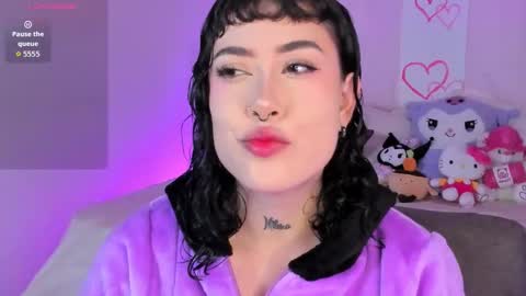 Snapshot of melody_suarez chatting on 09/21/25, 12:01 MELODY online show from 09/21/25, 12:01