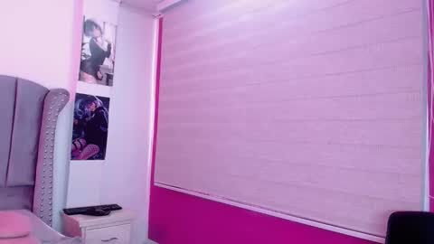 melody online show from 09/23/25, 08:12