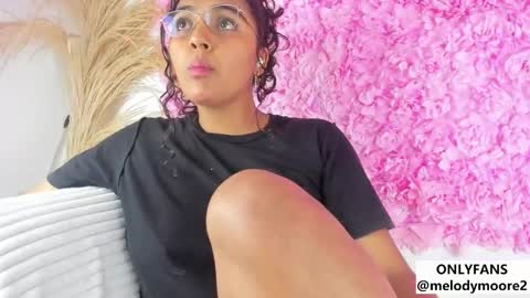 Melody online show from 12/02/25, 01:00