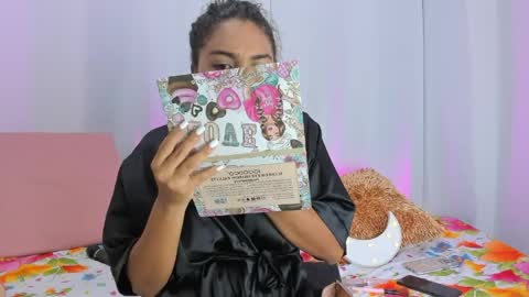 Melody online show from 04/12/26, 11:21