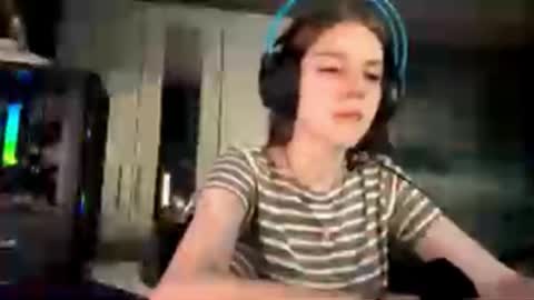 Hi Im Aria 18 years old online show from 10/08/25, 06:22