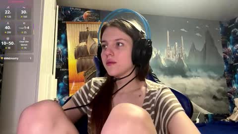 Hi Im Aria 18 years old online show from 02/26/26, 03:00