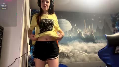 Hi Im Aria 18 years old online show from 02/27/26, 05:57