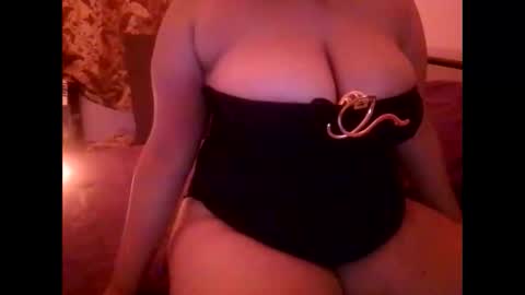 Merry online show from 11/22/25, 06:07