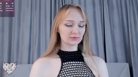Snapshot of memento_mary chatting on 02/02/25, 02:34 The princess of your dreams online show from 02/02/25, 02:34