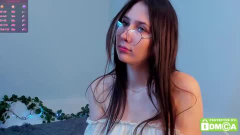 Snapshot of memento_mary chatting on 02/09/25, 11:14 The princess of your dreams online show from 02/09/25, 11:14