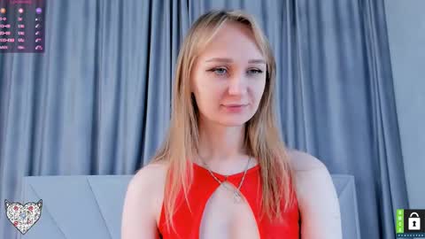 Snapshot of memento_mary chatting on 02/09/25, 02:40 The princess of your dreams online show from 02/09/25, 02:40