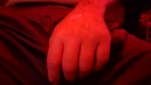 Snapshot of memphisbananastand chatting on 09/20/25, 08:15 memphisbananastand online show from 09/20/25, 08:15