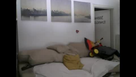 Dennis2Menace online show from 06/08/26, 02:23