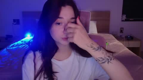 Mencialo online show from 04/19/26, 01:10