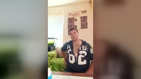 menlav72 online show from 07/08/26, 04:11