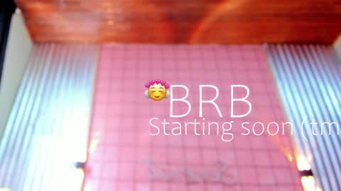 Snapshot of mensia_hernandez chatting on 12/27/24, 04:43 Princess Mensia online show from 12/27/24, 04:43