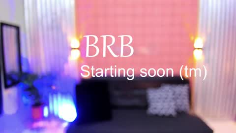 Snapshot of mensia_hernandez chatting on 02/17/25, 12:59 Princess Mensia online show from 02/17/25, 12:59