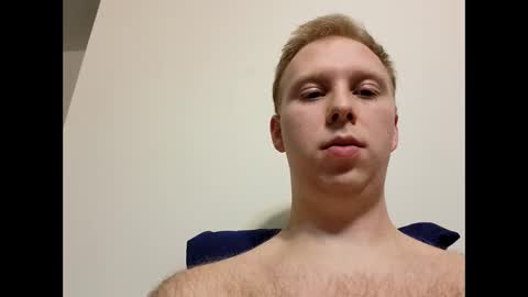 Snapshot of meow732 chatting on 10/09/25, 10:52 meow732 online show from 10/09/25, 10:52