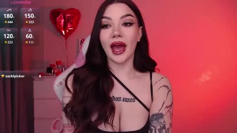 Snapshot of meow__baby chatting on 02/25/25, 06:09 Amy Meow online show from 02/25/25, 06:09
