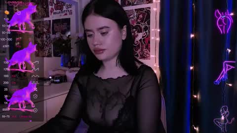 Snapshot of meow_marie chatting on 10/27/25, 10:03 meow marie online show from 10/27/25, 10:03
