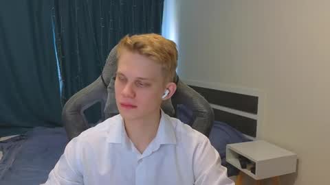 Mickey online show from 11/25/25, 08:58