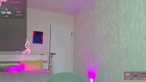 Snapshot of meow_moore chatting on 07/29/26, 03:48 Megan online show from 07/29/26, 03:48