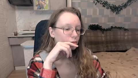 Snapshot of meowcr chatting on 10/12/25, 11:15 meowcr online show from 10/12/25, 11:15