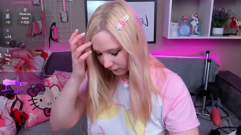 Snapshot of meowkakitty chatting on 01/27/25, 01:05 MeowkaKitty online show from 01/27/25, 01:05