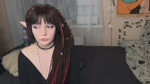 Snapshot of meowpushka chatting on 09/15/25, 04:40 Meowpa 3 online show from 09/15/25, 04:40