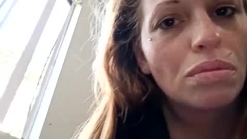 Snapshot of meowzers777 chatting on 11/21/25, 07:01 meowzers777 online show from 11/21/25, 07:01