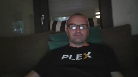 Snapshot of mep222 chatting on 12/14/24, 04:09 Pat online show from 12/14/24, 04:09