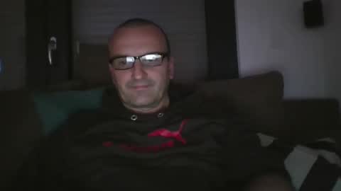 Snapshot of mep222 chatting on 12/23/24, 07:30 Pat online show from 12/23/24, 07:30