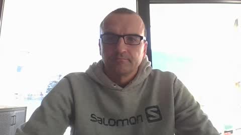 Snapshot of mep222 chatting on 12/31/24, 10:26 Pat online show from 12/31/24, 10:26