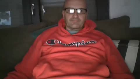 Snapshot of mep222 chatting on 01/08/25, 08:18 Pat online show from 01/08/25, 08:18