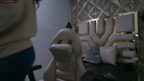    online show from 02/26/26, 02:32