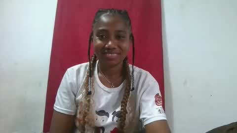 meraldaaaa online show from 10/04/25, 10:08