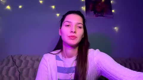 Snapshot of meralynn chatting on 02/04/26, 02:56 LEVA online show from 02/04/26, 02:56