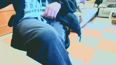 Snapshot of merce1972 chatting on 01/18/25, 08:10 merce1972 online show from 01/18/25, 08:10