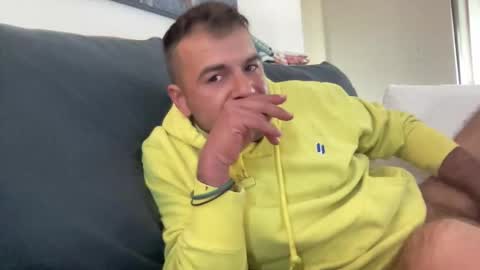 Snapshot of mercedes190d chatting on 02/08/26, 09:51 Mercedes190d online show from 02/08/26, 09:51