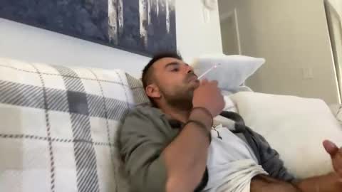 Snapshot of mercedes190d chatting on 02/14/26, 12:02 Mercedes190d online show from 02/14/26, 12:02