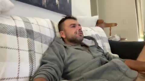 Snapshot of mercedes190d chatting on 02/16/26, 11:28 Mercedes190d online show from 02/16/26, 11:28