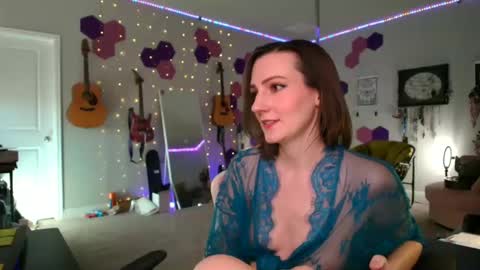 Meredith Bae online show from 12/06/24, 10:41