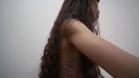 meriannabell online show from 12/04/25, 12:47