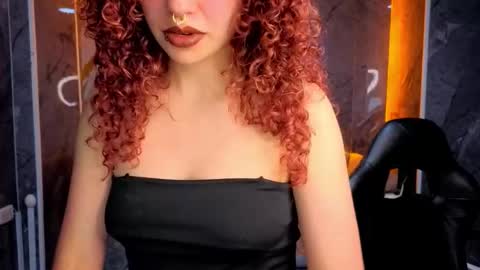 Snapshot of merida_b chatting on 12/03/25, 08:18 merida_b online show from 12/03/25, 08:18