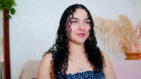 Snapshot of merida_bell18 chatting on 07/20/26, 10:34 Merida Bell online show from 07/20/26, 10:34