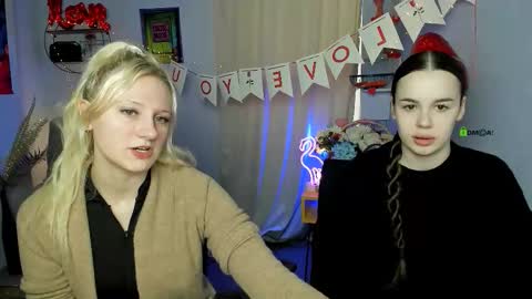 Snapshot of merida_colt chatting on 02/18/26, 09:16 Merida online show from 02/18/26, 09:16