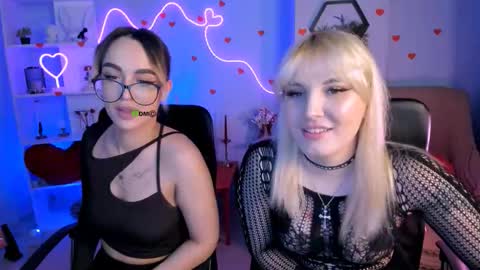 Snapshot of merida_colt chatting on 02/19/26, 09:11 Merida online show from 02/19/26, 09:11