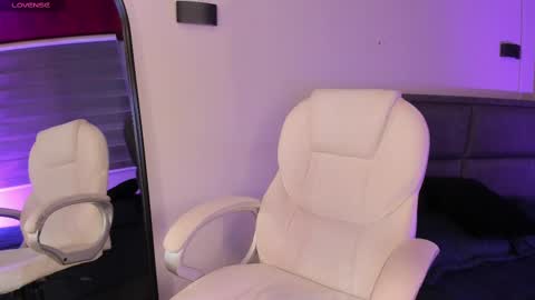 Merida  online show from 02/25/25, 10:47